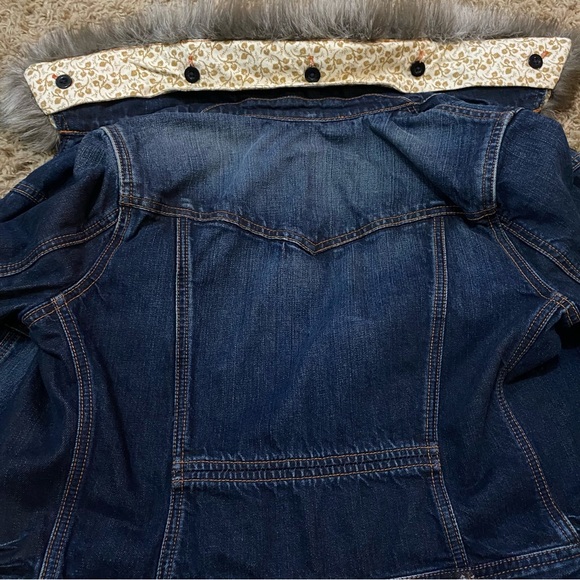 Erza Fitch - Vintage Jean Jacket Faux Fur Collar - Picture 7 of 16